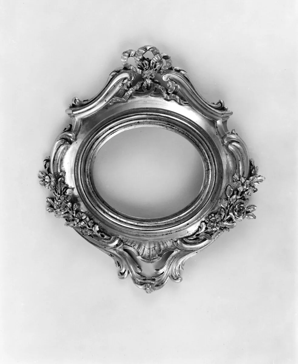 Miniature oval frame — Unknown