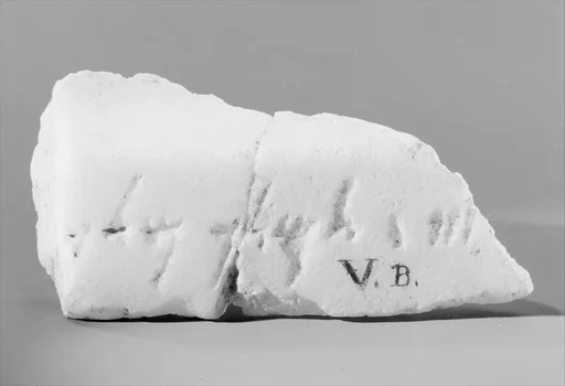 Marble bowl fragment with Phoenician inscription
