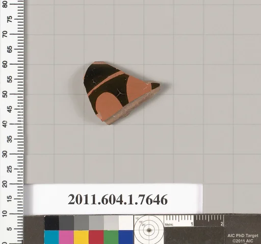 Terracotta rim fragment of a kylix (drinking cup)