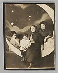 [Paper Moon Studio Portrait]