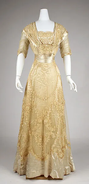 Ball gown — Unknown