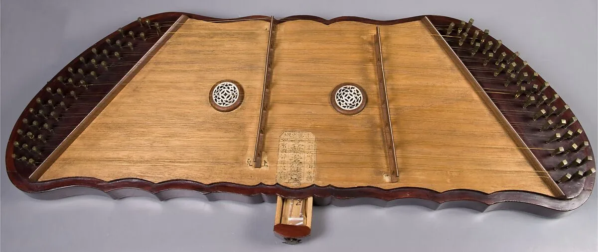 Yangqin (揚琴 ) — Shop of Refined Tones, Guangzhou (Canton)