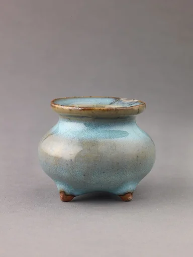 Miniature incense burner, Jun ware