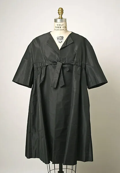Evening coat — Cristobal Balenciaga|House of Balenciaga