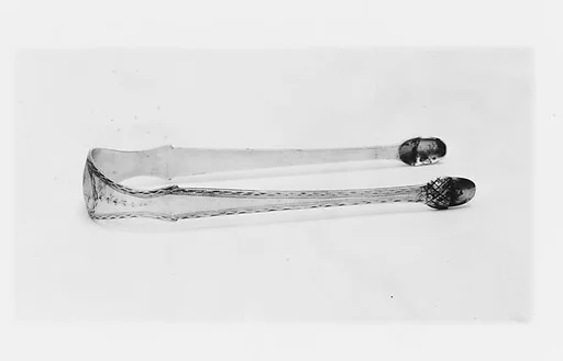 Tongs