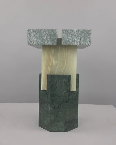 Ionik Stool