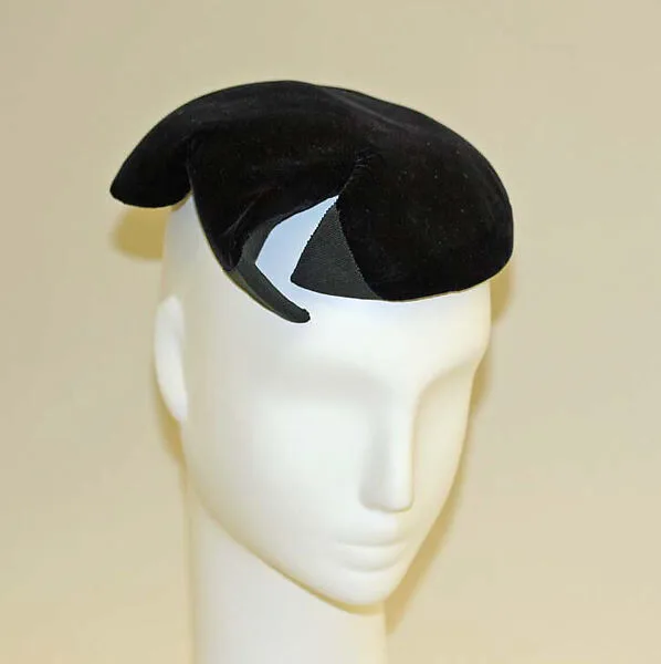 Hat — Paulette