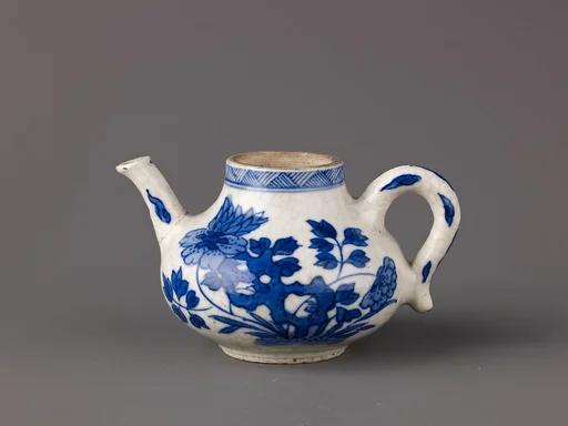 Small wine pot or teapot