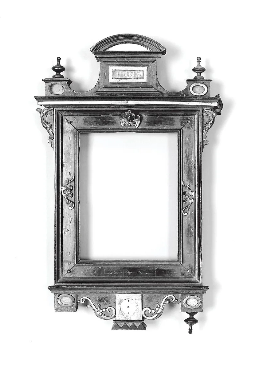 Reliquary with tabernacle frame — Unknown