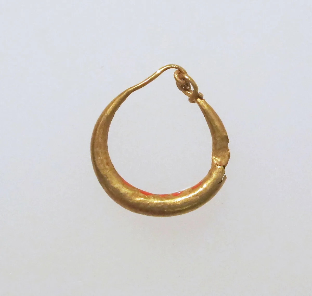 Earring-loop type, plain — Unknown