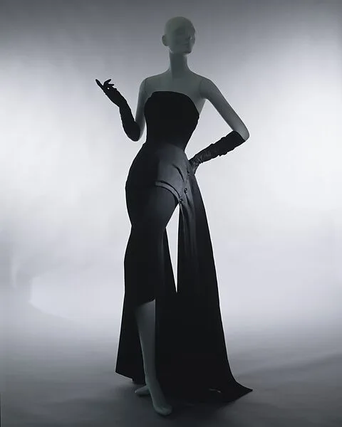 Evening dress — Christian Dior|House of Dior
