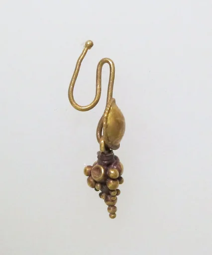 Earring-hook type, with disc and pendant