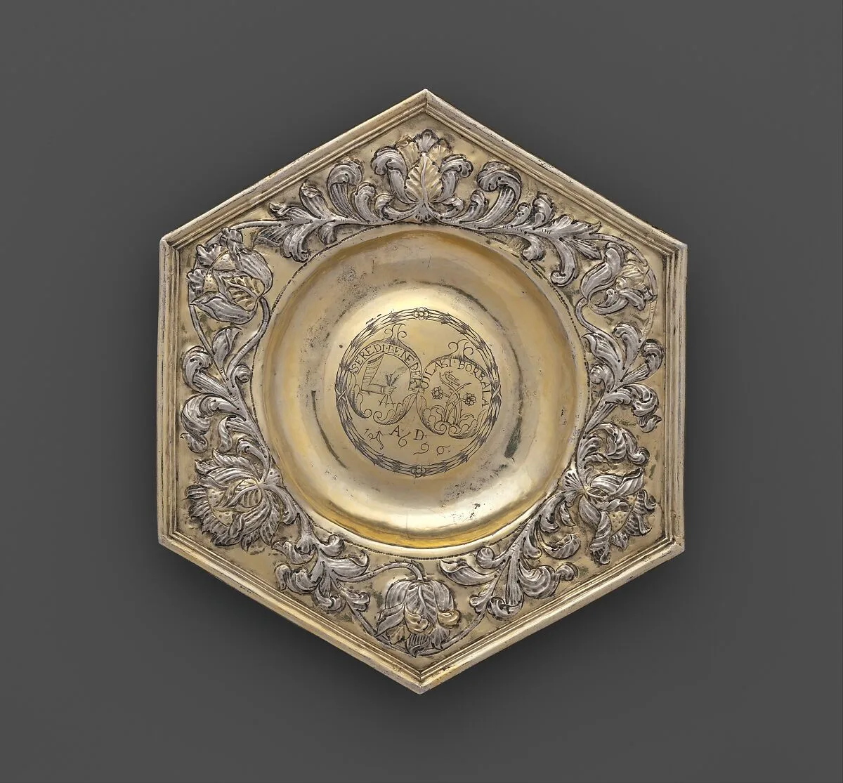 Hexagonal dish — Unknown