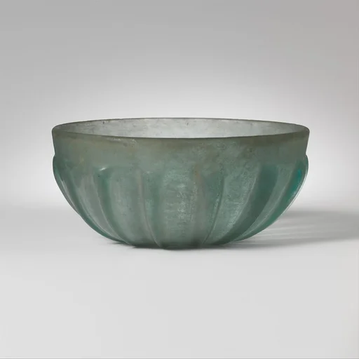 Glass ribbed bowl