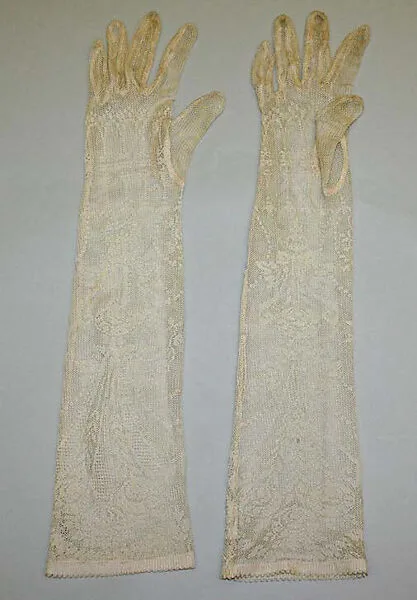 Gloves — Unknown