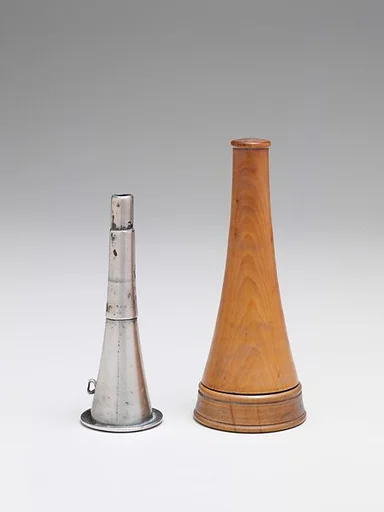 Group of 17 mouthpieces (2 w/ cases)