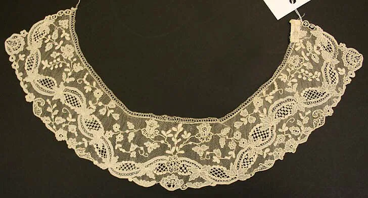 Collar — Unknown