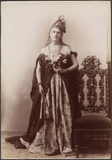 [Countess de Castiglione, from Série des Roses]