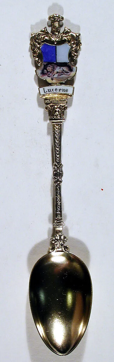 Souvenir spoon with arms of Lucerne — Unknown