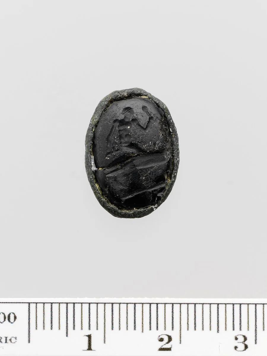 Glass ring stone — Unknown