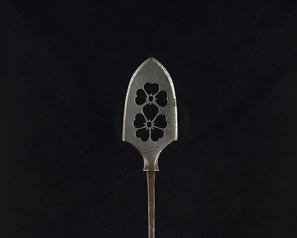 Arrowhead (<i>Yanone</i>) — Unknown