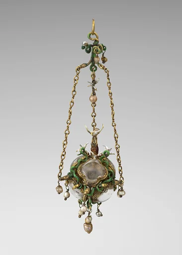 Sixteenth-century-style pendant