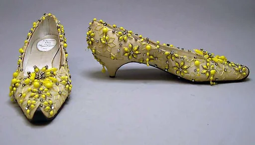 Evening shoes