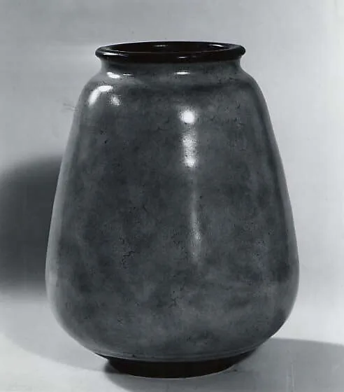 Jar — Emile Decoeur