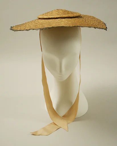 Bergère hat