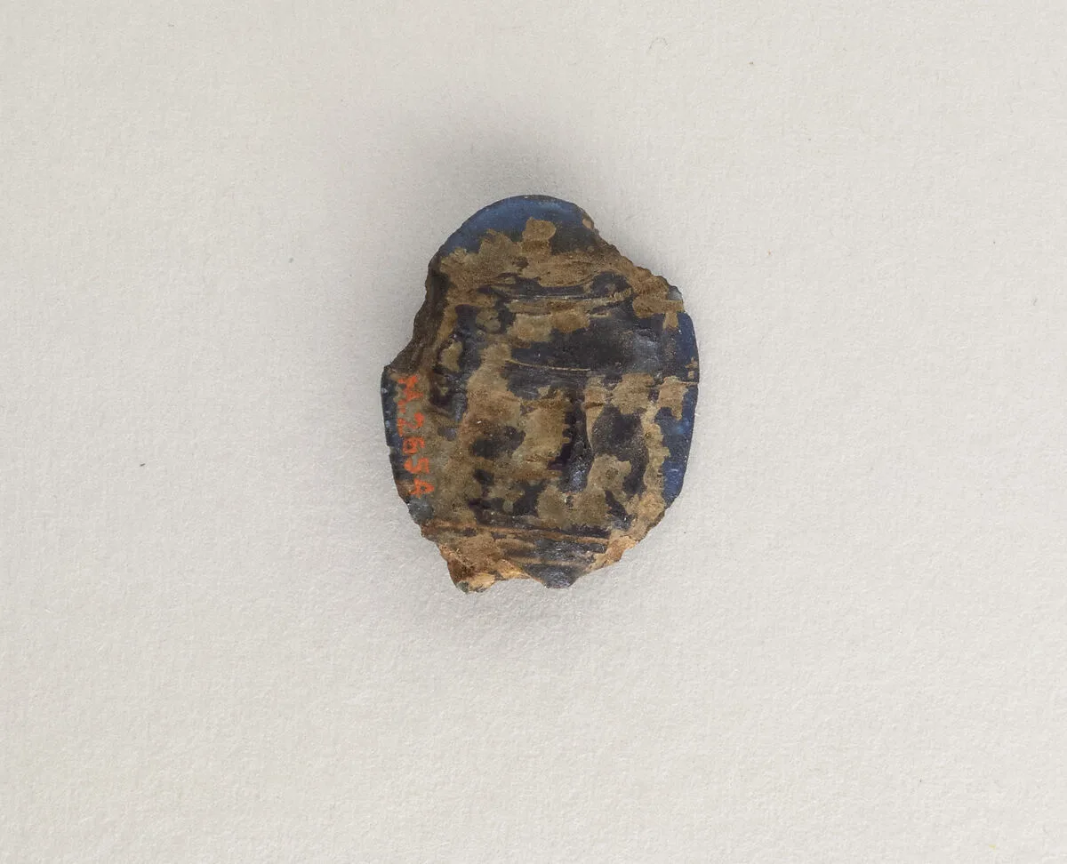 Glass double-headed pendant — Unknown