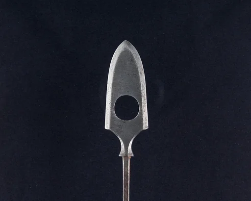 Arrowhead (<i>Yanone</i>)