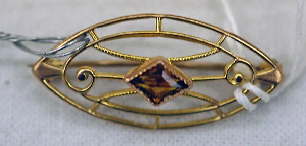 Brooch — Unknown