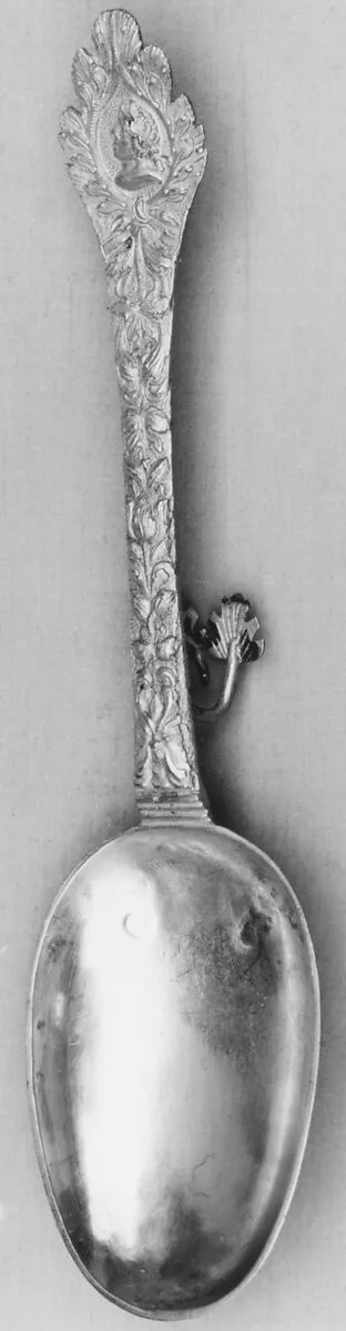 Split-top spoon with case — Unknown