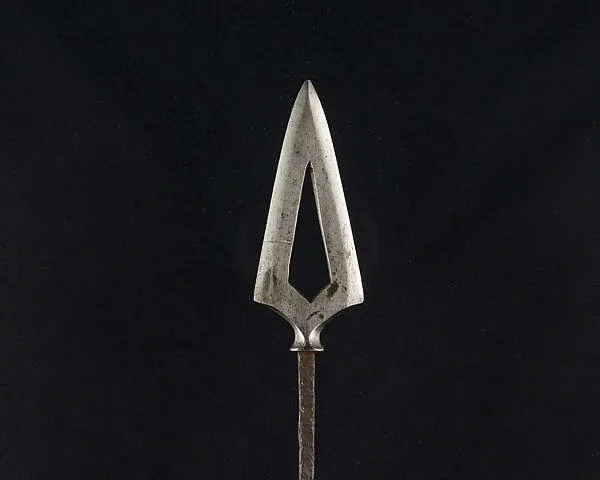 Arrowhead (<i>Yanone</i>) — Unknown