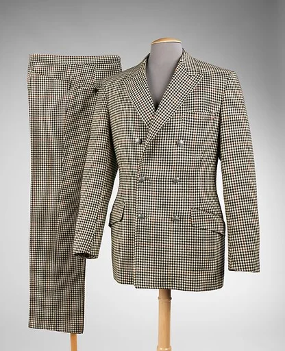 Suit
