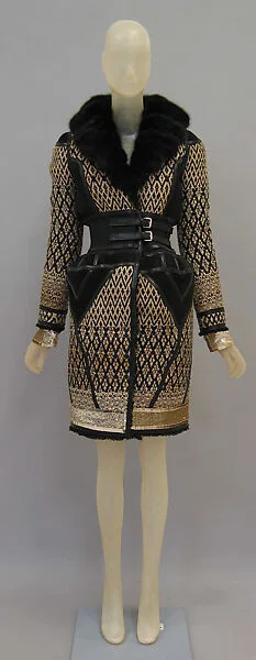 Coat — House of Balenciaga|Nicolas Ghesquière
