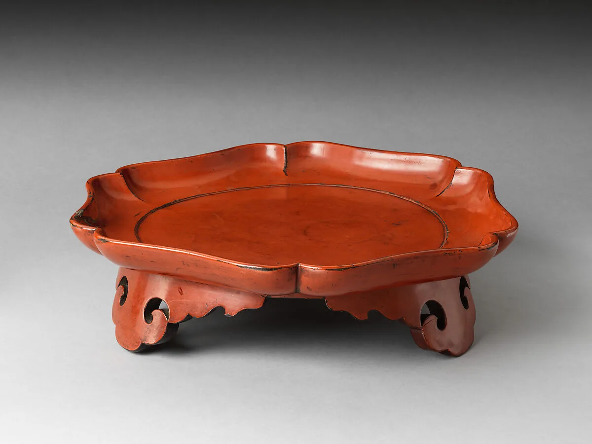 朱漆足付盤(根来塗)|Round Negoro Tray (Ashitsuki-ban) with Three Feet — Unknown