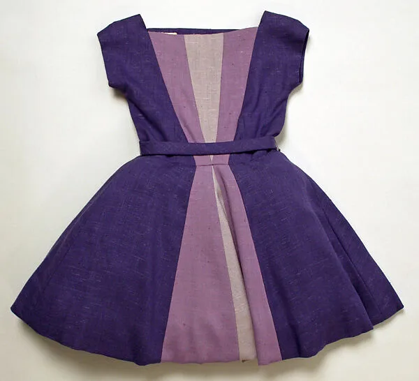 Dress — Mr. Luis Estévez