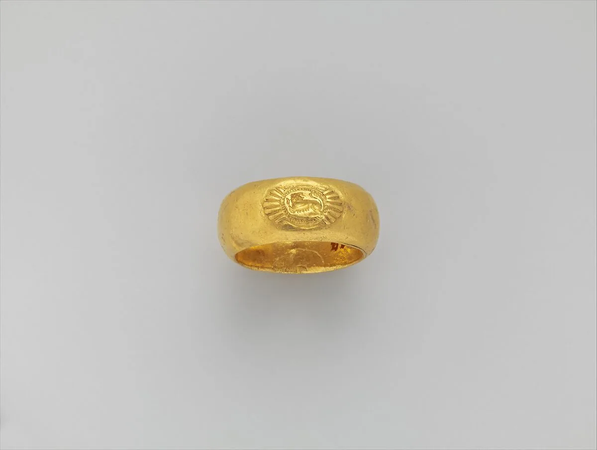 Gold ring: on bezel, lion — Unknown