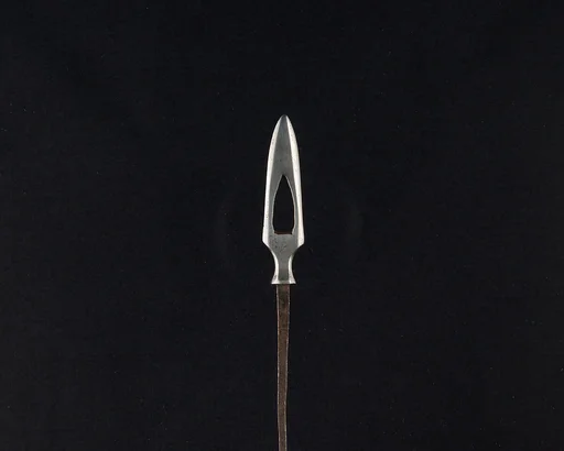 Arrowhead (<i>Yanone</i>)