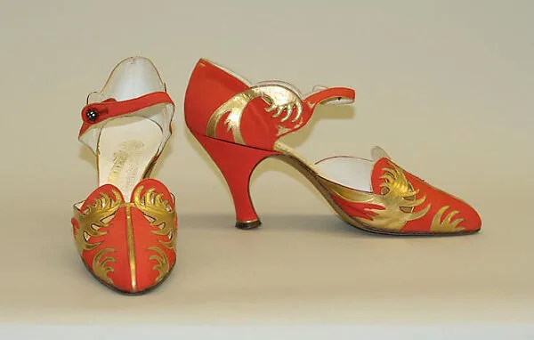 Evening shoes — Unknown