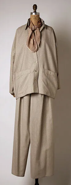 Suit — Geoffrey Beene