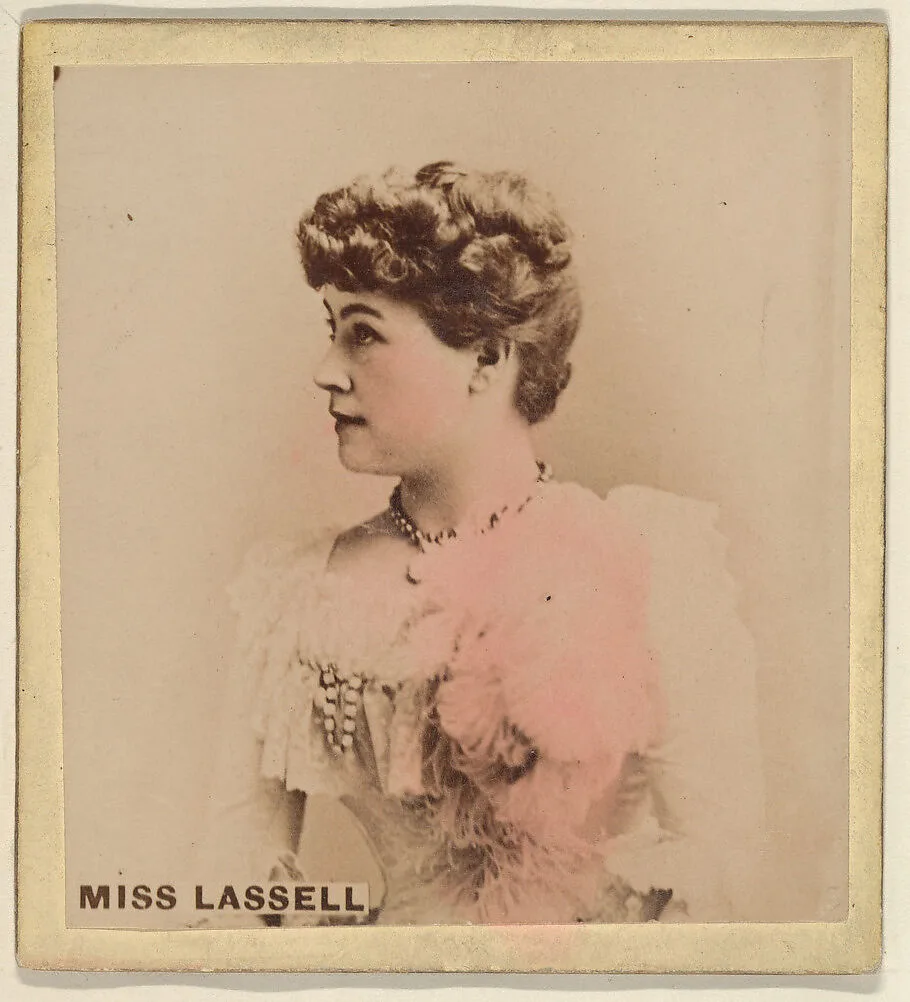 Miss Lassell, from the Actresses series (N246), Type 2, issued by Kinney Brothers to promote Sporting Extra Cigarettes — Kinney Brothers Tobacco Company