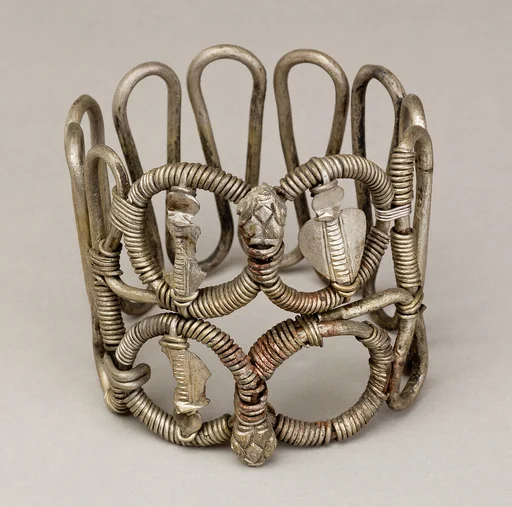 Bracelet or armlet with uraei