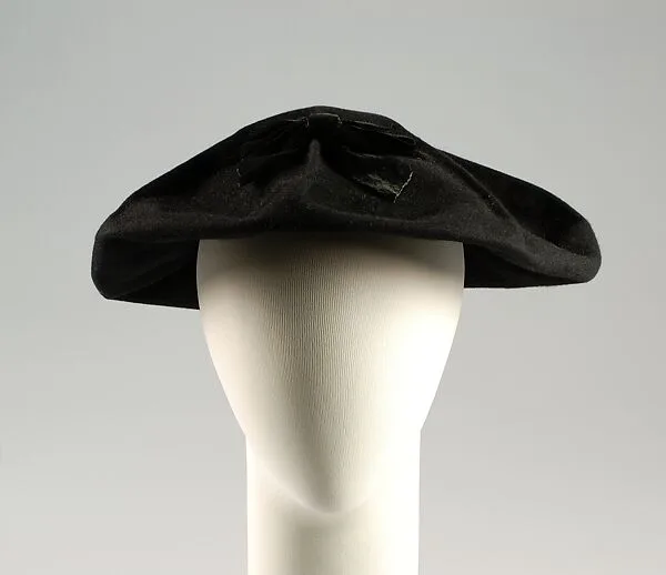 Hat — Unknown