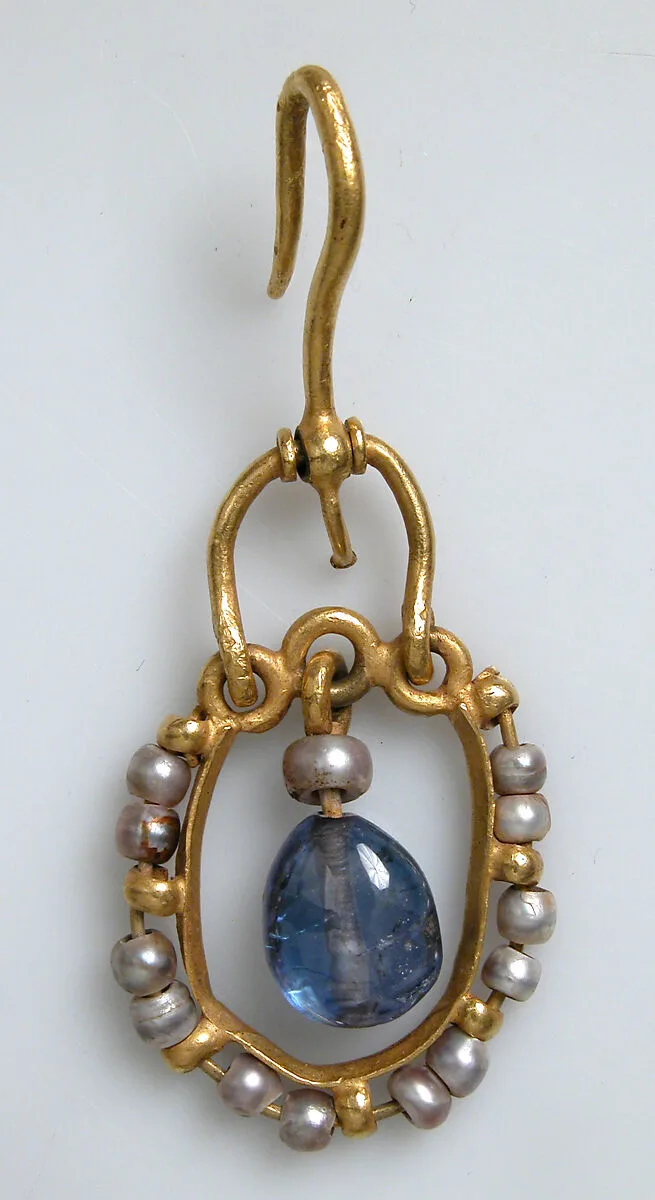 Gold Earring with Pearls and Sapphires — Unknown