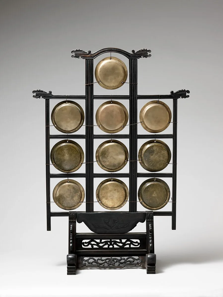 Yunluo (雲鑼 )"Cloud Gong" — Unknown