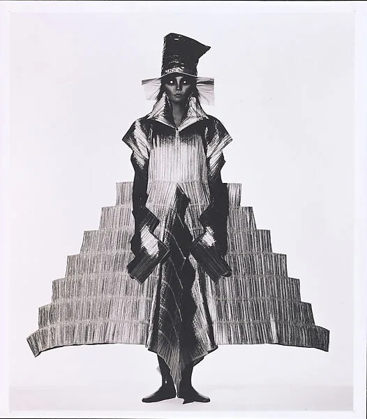 Issey Miyake Staircase Dress, New York — Irving Penn