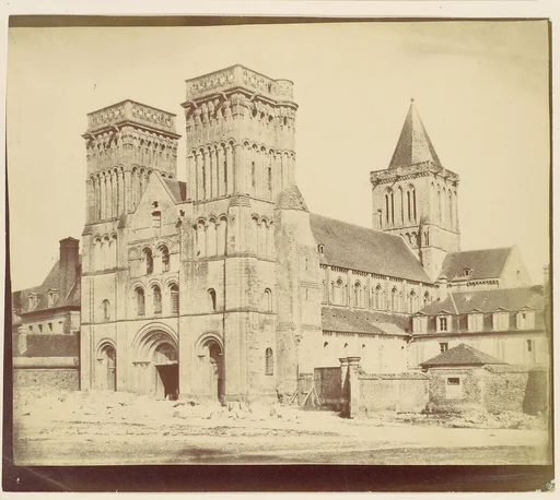 [Abbay aux Dammes, Caen]
