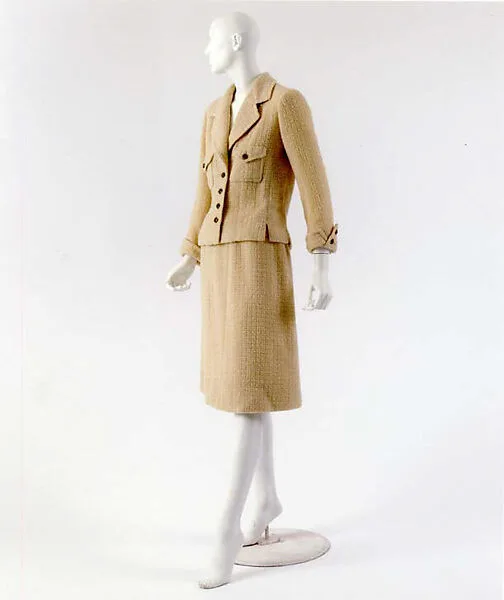 Suit — Gabrielle Chanel|House of Chanel
